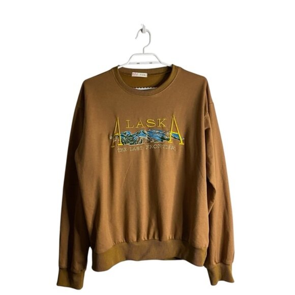 ROMWE Women's Brown Alaska The Front Frontier Embroidered Crewneck Sweatshirt - Picture 1 of 8